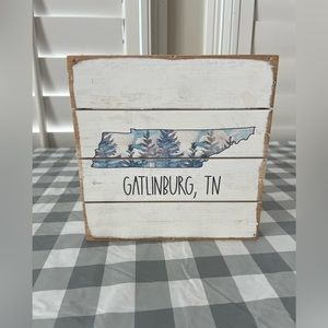 Pallet sign- Gatlinburg, TN